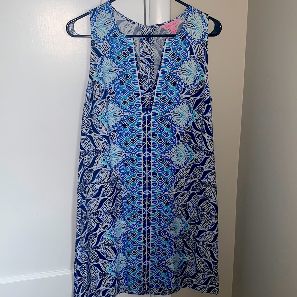 Lilly Pulitzer stretch shift dress w/ pockets